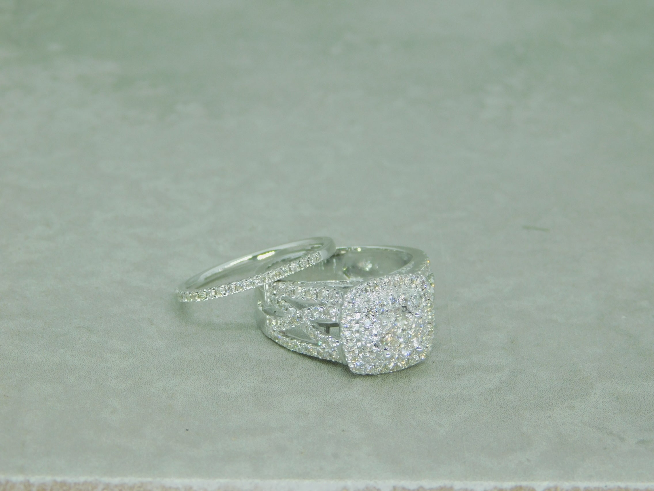 Diamond Ring With a Diamond Matching Band