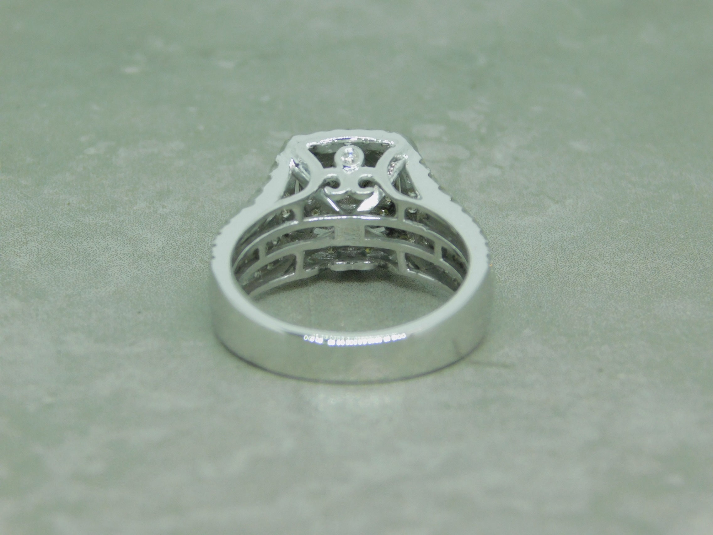 Ladies Diamond Rings Set