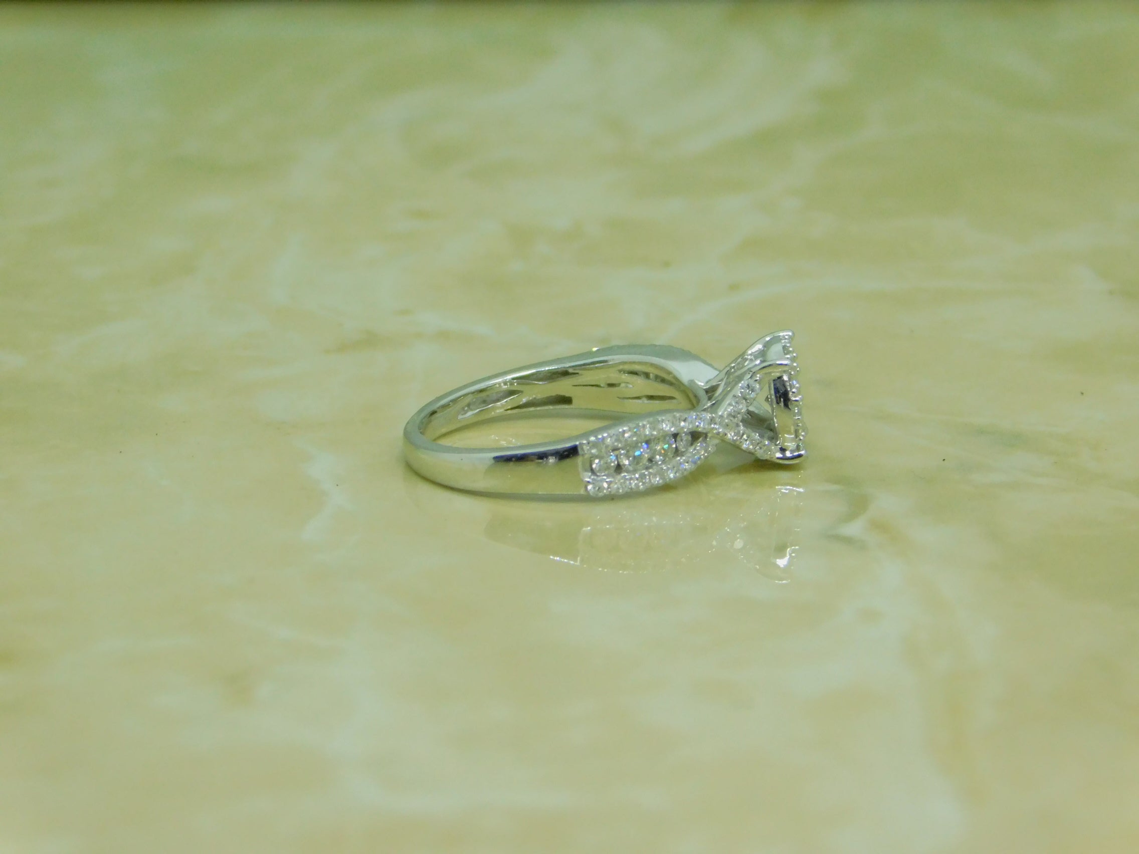 Ladies Engagement Ring With Matching Band