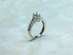Pear Shape Engagement Ring