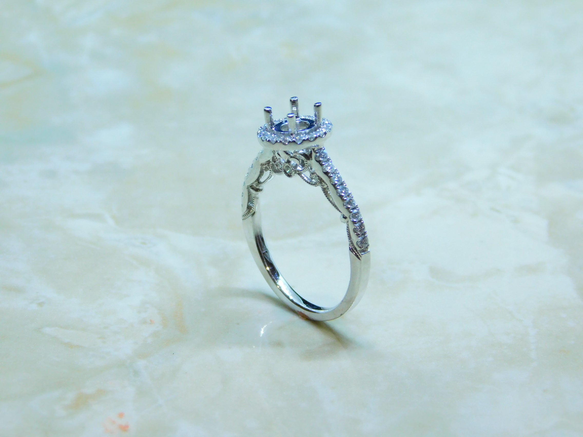 Ladies Engagement Ring